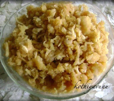 Aval-Nanachathu-Sweetened Beaten Rice Flakes|kothiyavunu.com
