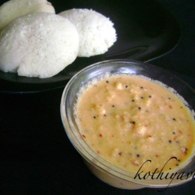 Coconut Small Onion Chutney /Ulli Thenga Chutney