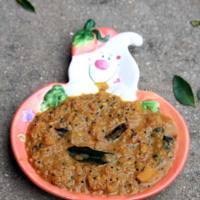 Mathanga Pulinkari – Pumpkin in Coconut and Tamarind Sauce