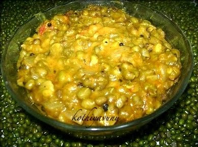 Cherupayar Curry / Whole Green Gram Curry