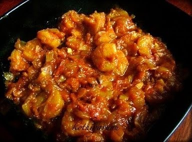 Chemmeen Thakkali Varattiyathu / Prawns/Shrimp Tomato Stir Fry