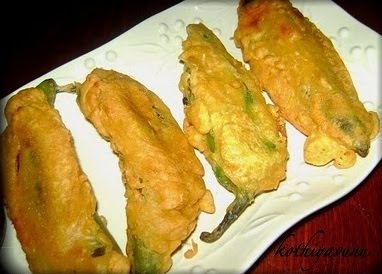 Mulaku Bajji /Chilly /Banana Pepper Fritters