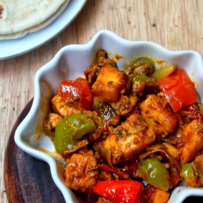 Kadai Paneer Recipe – Dry Version | Indian Cottage Cheese with Bell Pepper
