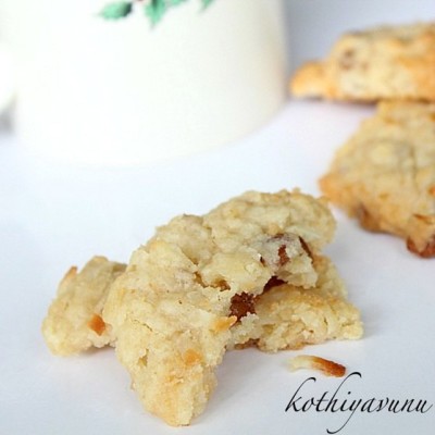 Oatmeal, Coconut & Pecan Cookies Recipe