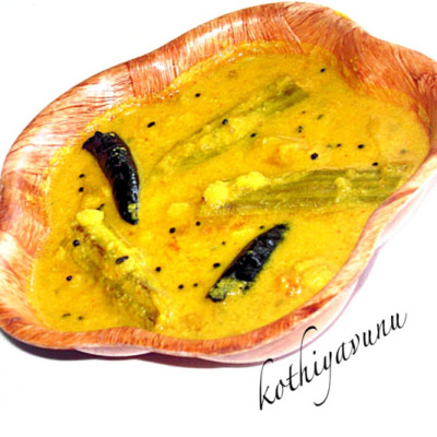 Muringakka Mulakushyam -Drumstick Lentil Curry