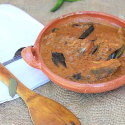 Varutha Ayala Curry Recipe – Fried Mackerel Curry Recipe – Fried Ayala Curry Recipe
