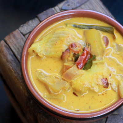 Kerala Fish Curry Recipe – Angamaly Style | Fish Mango Curry in Coconut Milk Recipe